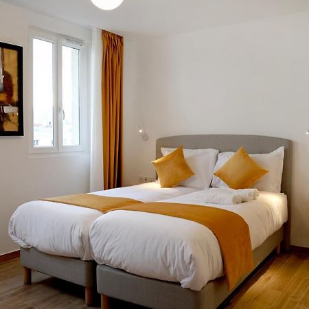 Les Rebelles Hotell Paris Exteriör bild